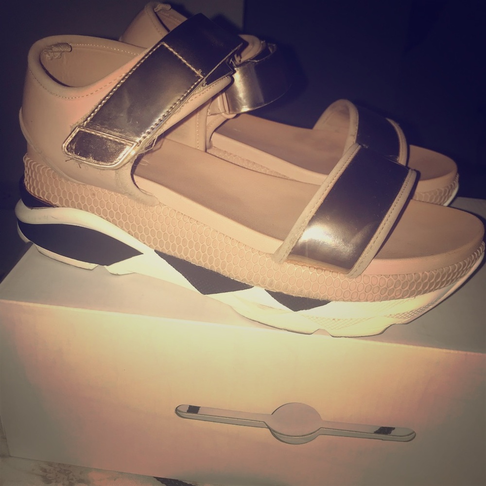 Aldo zarella sandals